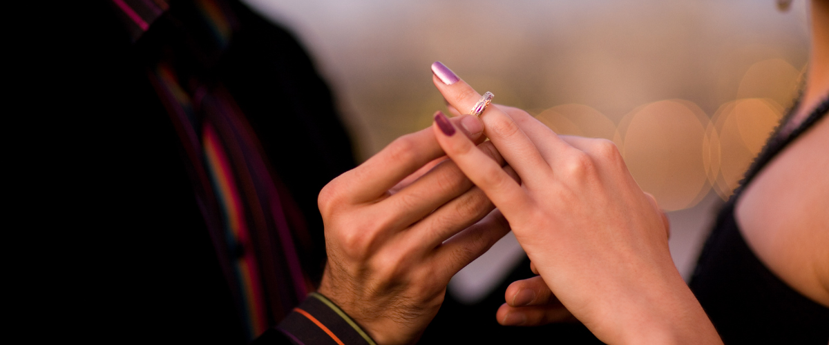 signing-a-prenup-during-marriage